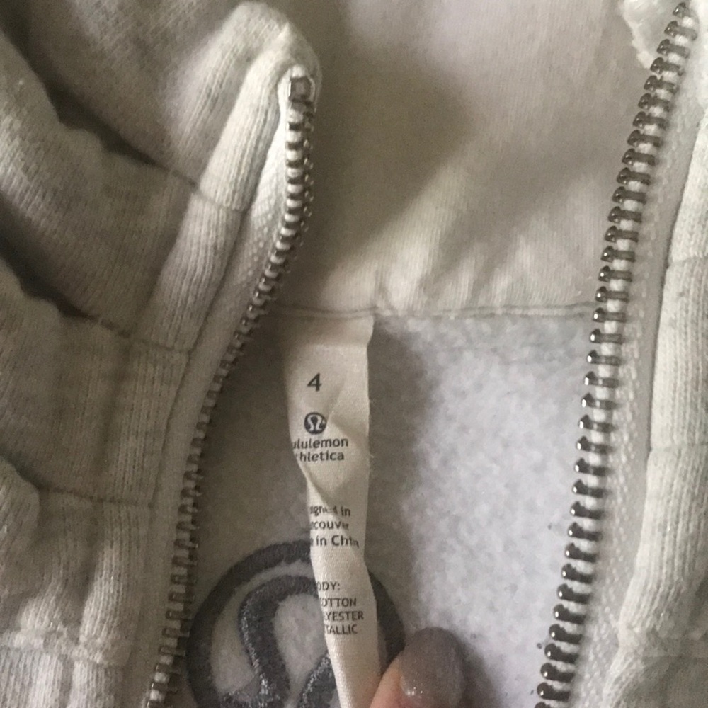 Lulu grey sweatshirt - Picture 2 of 2